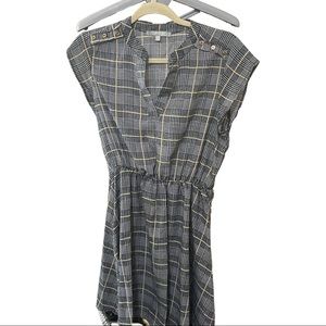 Sweet rain | plaid dress with button shoulder details